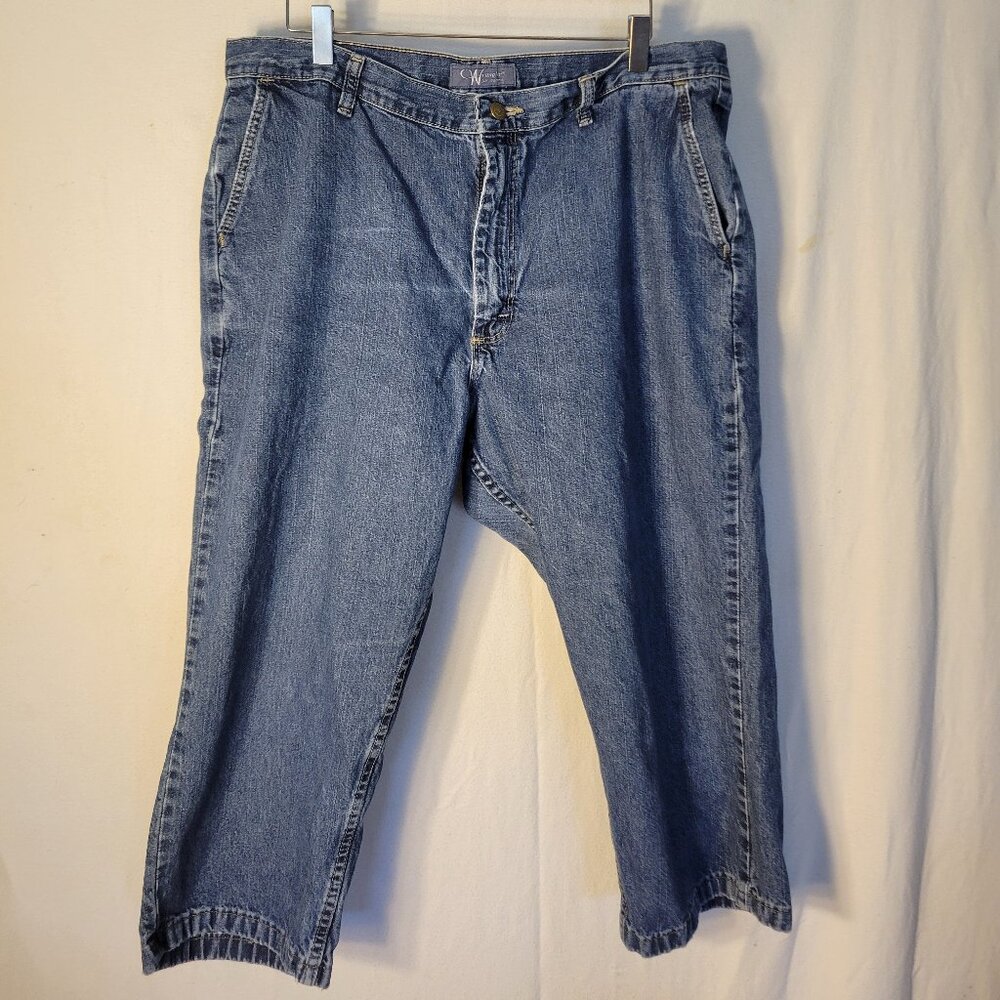 Women's Wrangler Capris. Size 18. Denim.  Good Used Condition.  ITEM #1696